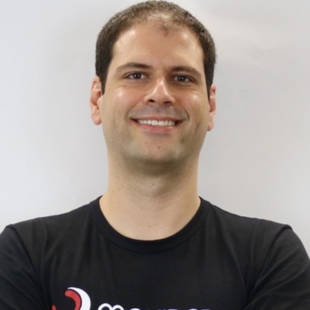 Edu Tavares.